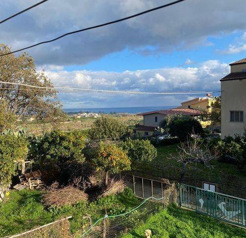 Appartamento a Caulonia in Contrada Camillari - Foto 2