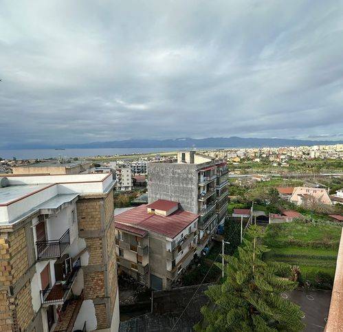 Appartamento a Reggio calabria in Via Saracinello - Foto 2