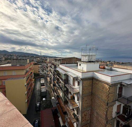 Appartamento a Reggio calabria in Via Saracinello - Foto 3