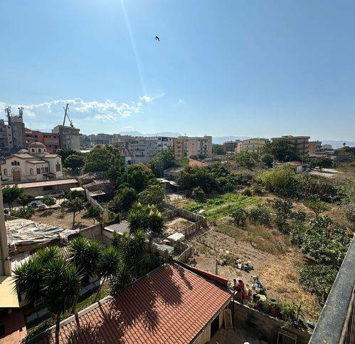 Appartamento a Reggio calabria in Viale Calabria - Foto 2