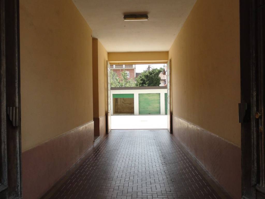 Box / garage a Rivoli in Via Melchiorre Gioia, 8 - Foto 3