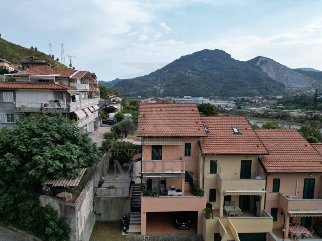Villa a Ventimiglia in Via Tremola, 5 - Foto 2