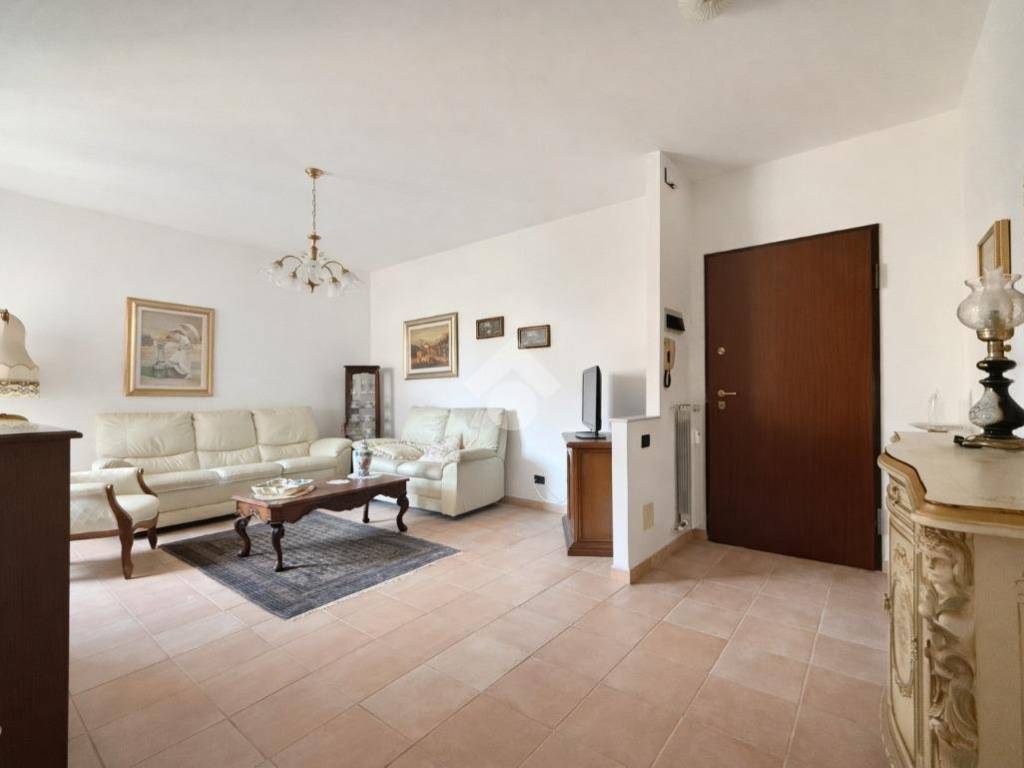 Appartamento a Arcola in Via Aurelia Sud, 61 - Foto 2