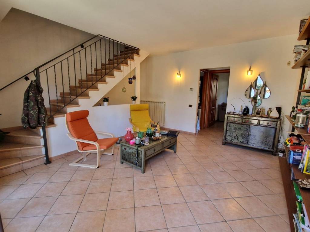 Villa a Rocca di papa in Via delle Rose - Foto 4