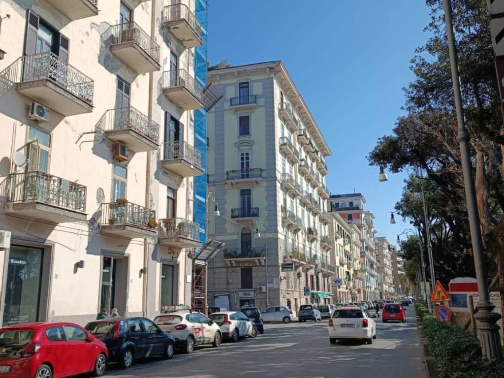 Appartamento a Salerno in Corso Giuseppe Garibaldi - Foto 5