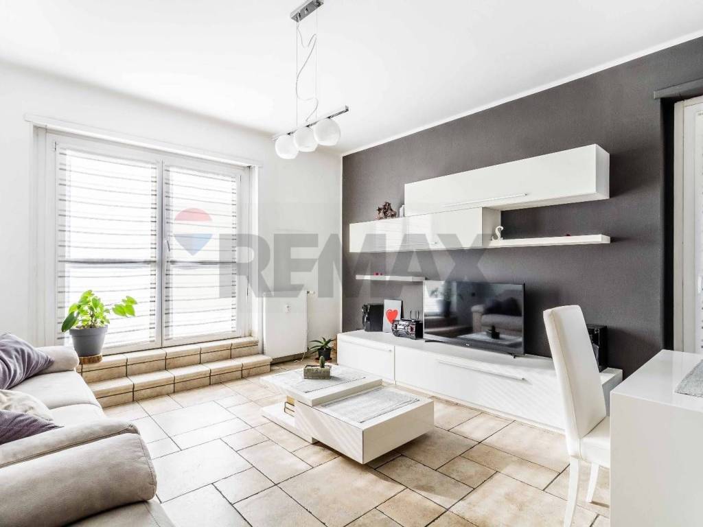 Appartamento a Gallarate in VIALE VITTORIO VENETO, 9 - Foto 4