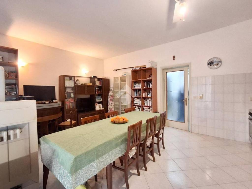 Appartamento a Piacenza in Via Guerra Carolippo, 5 - Foto 2