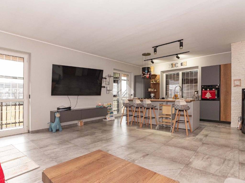 Casa indipendente a Ciriè in Via Remondi, 38 - Foto 2