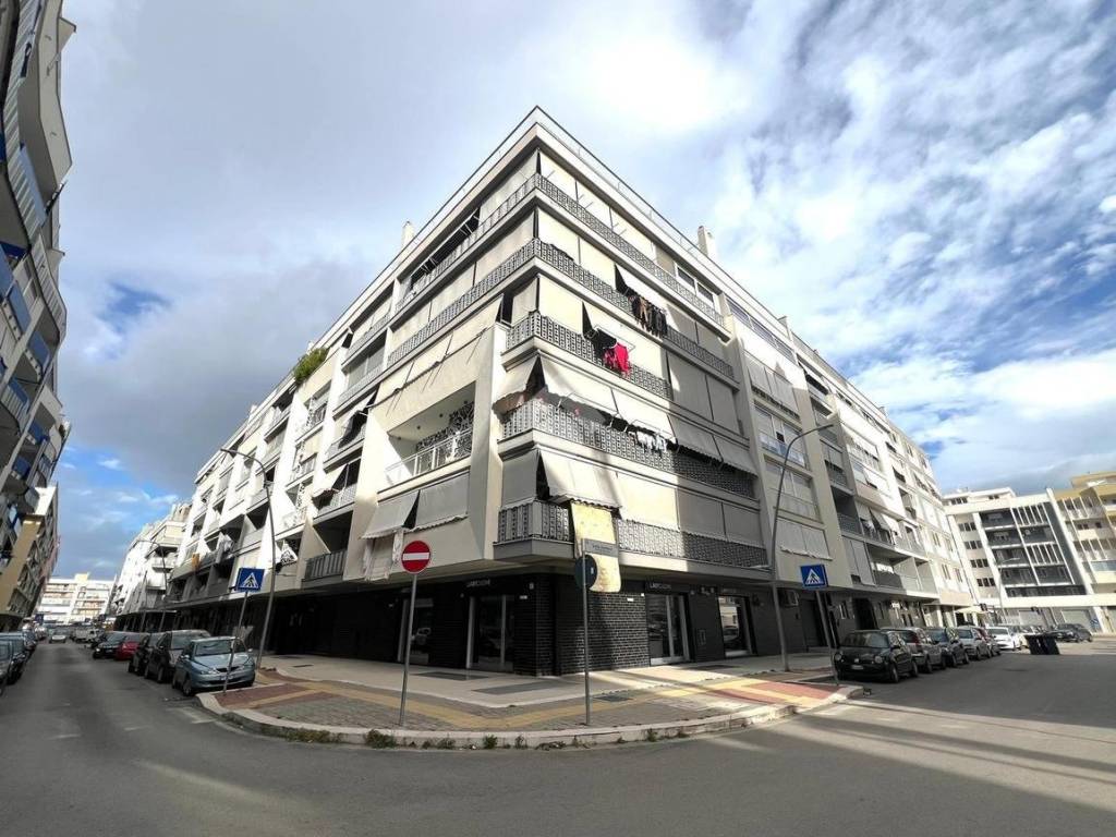Appartamento a Barletta in Via Fratelli Immesi - Foto 2