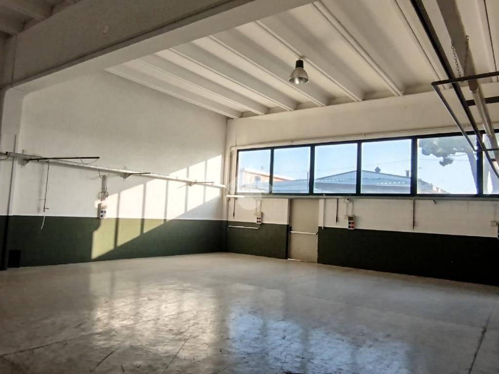 Immobile a Rovellasca in VIA ADAMELLO, 5 - Foto 5