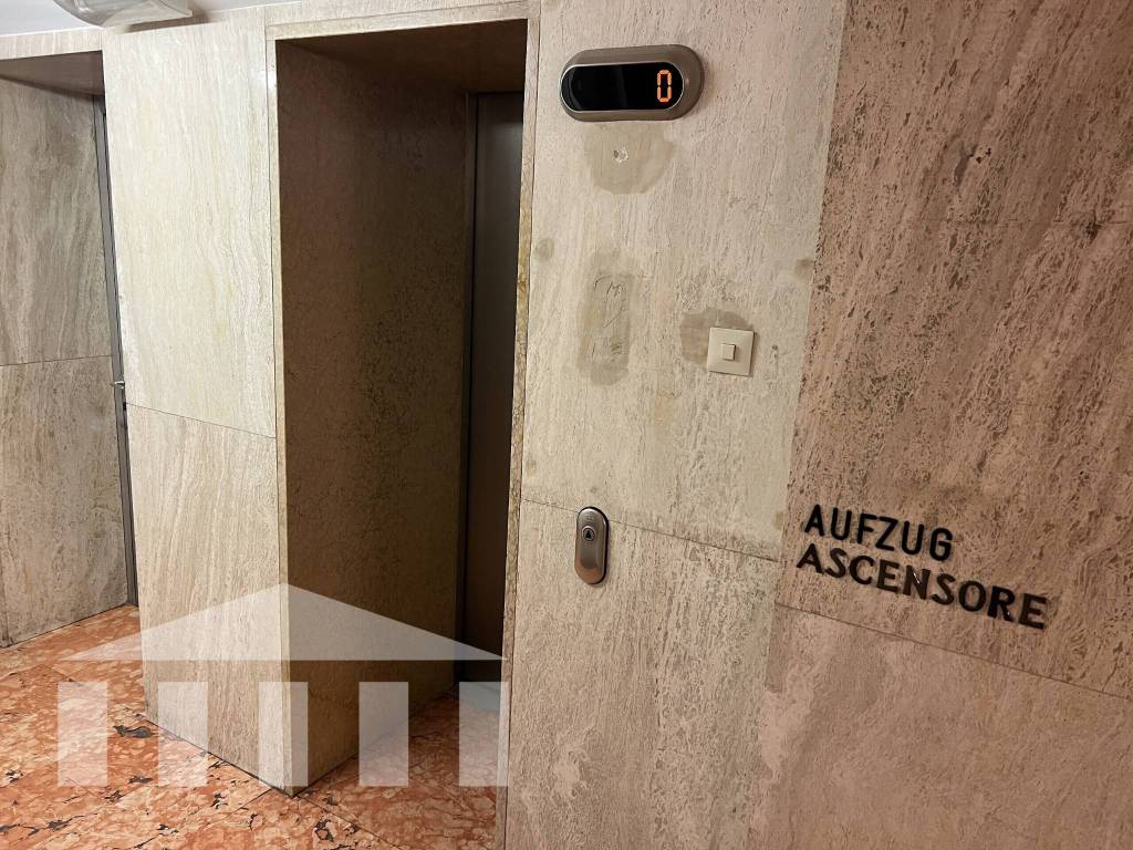 Immobile a Bolzano in Via Cassa di Risparmio, 8, 39100 Bolzano BZ, Italia - Foto 3