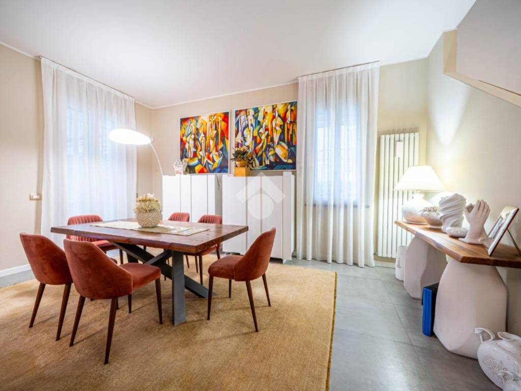 Villa a Reggio emilia in Via DIMITROV, 40 - Foto 2