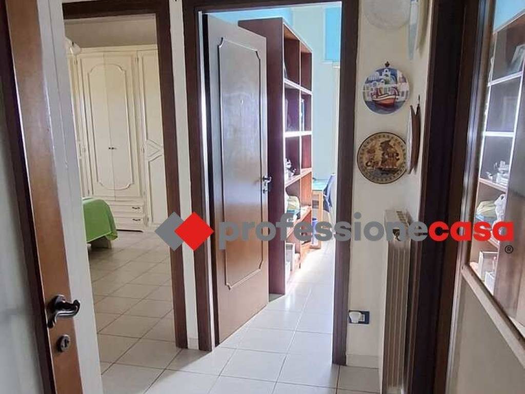 Appartamento a Pomezia in Via Varsavia - Foto 4