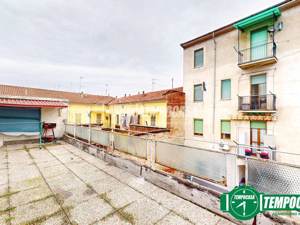 Appartamento a Alessandria in Via Alessandro Volta 4 - Foto 4