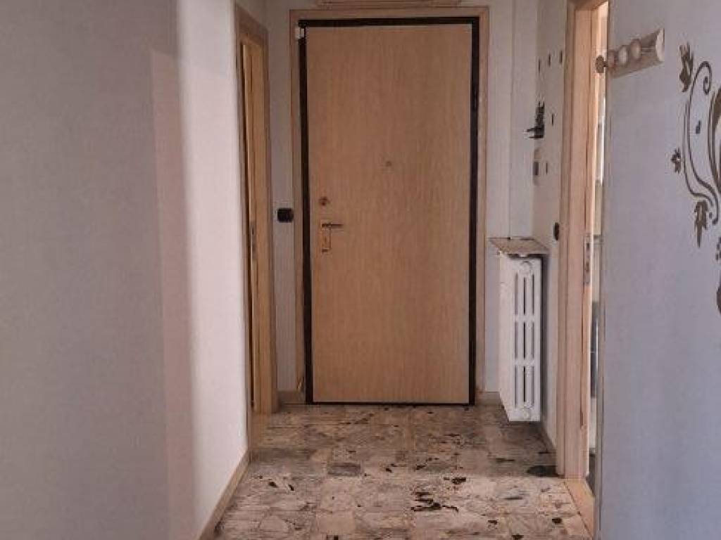 Appartamento a Santhià in Corso Sant'Ignazio da Santhià, 35 - Foto 2