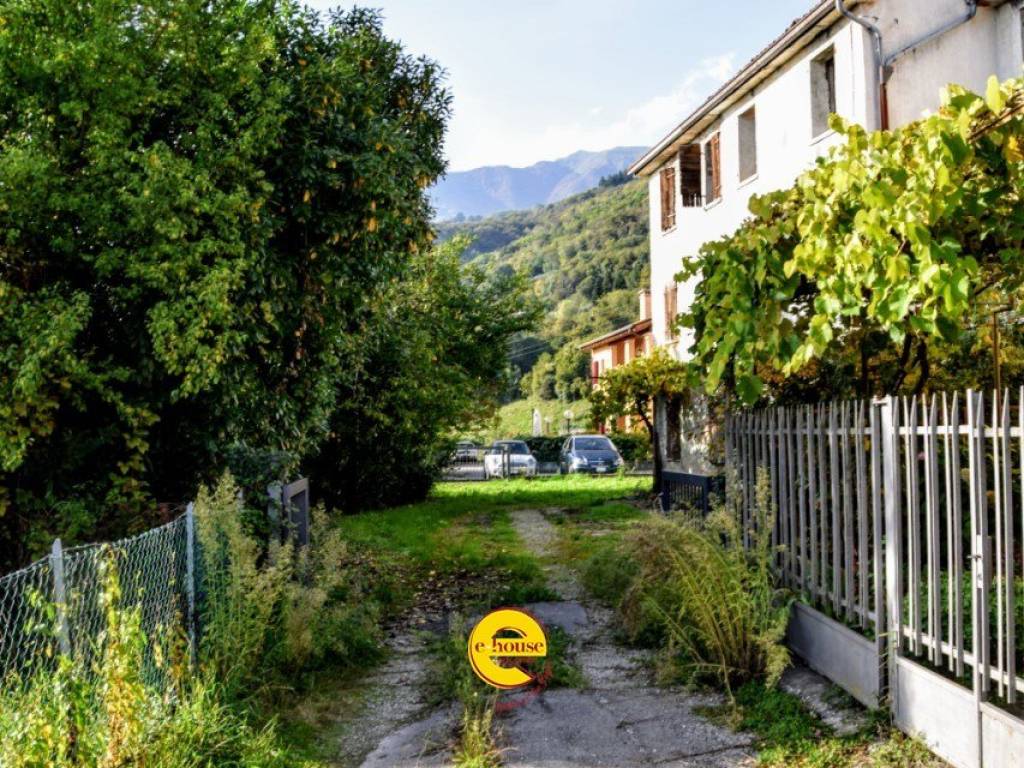Rustico / casale a Cavaso del tomba in VIA SANT'ANTONIO - Foto 2