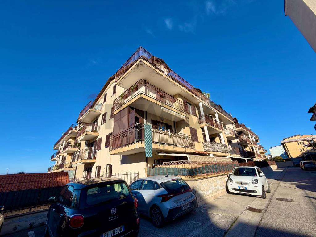 Appartamento a Villaricca in VIA CONSOLARE CAMPANA, 291 - Foto 2