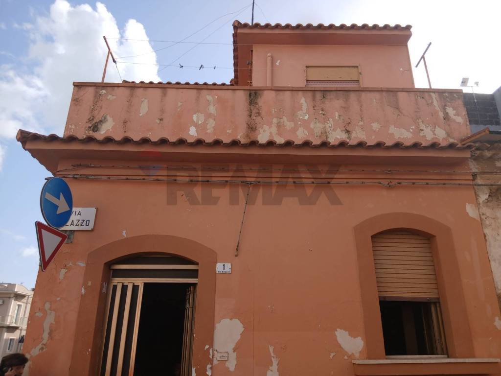 Casa indipendente a Avola in Via Milazzo, 1 - Foto 2