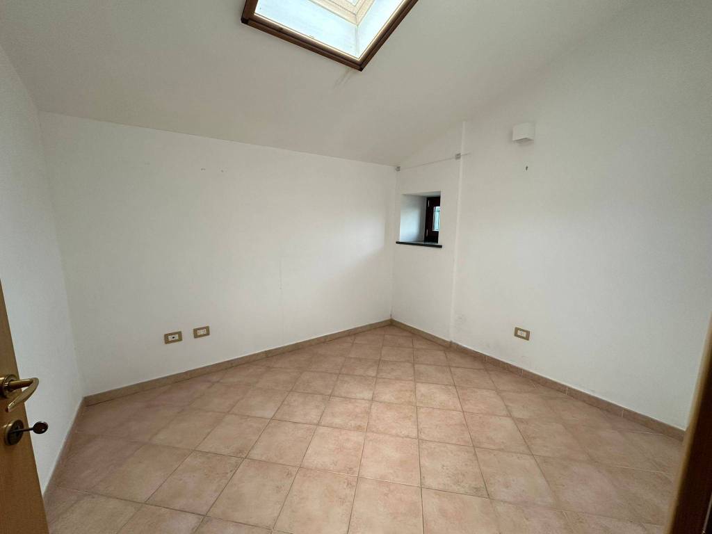 Appartamento a Castellammare di stabia in Viale Villa Arianna - Foto 5