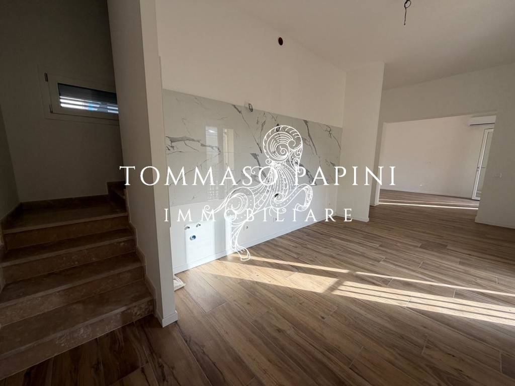 Casa indipendente a Campi bisenzio in Via Fratelli Cairoli, 9 - Foto 2