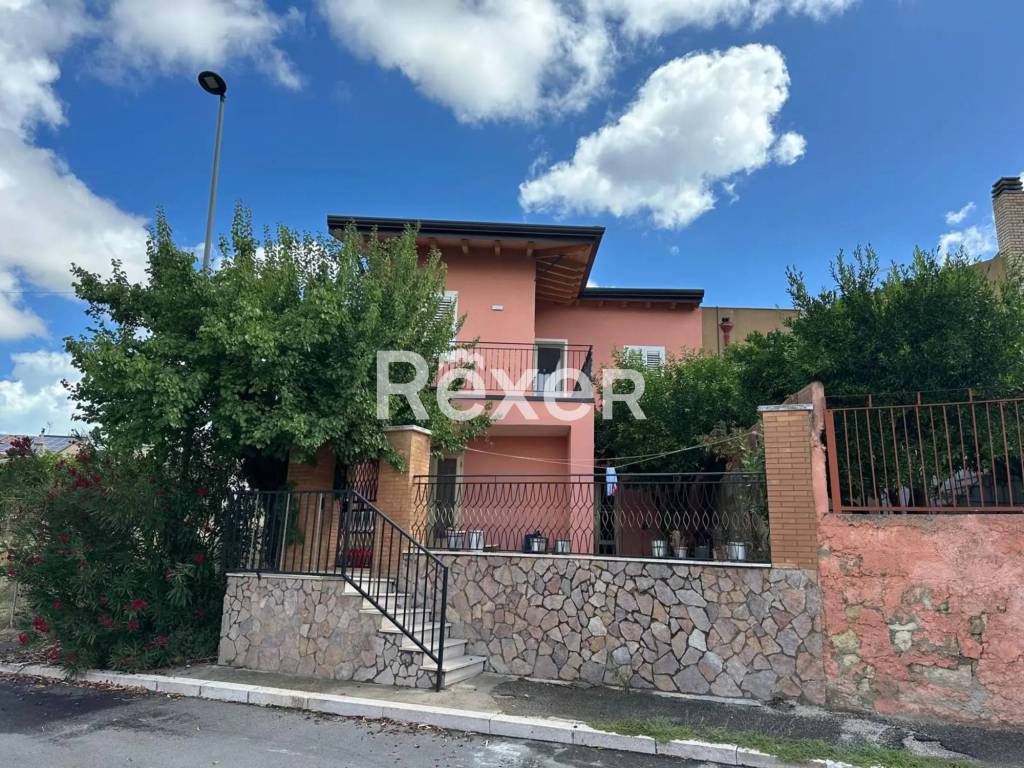 Casa indipendente a Poggio imperiale in Via Fiume - Foto 2