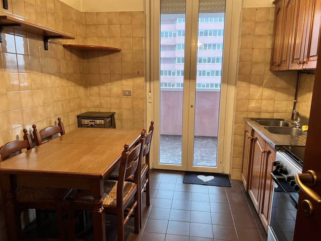 Appartamento a Pieve emanuele in Via dei Pini , 7 - Foto 5