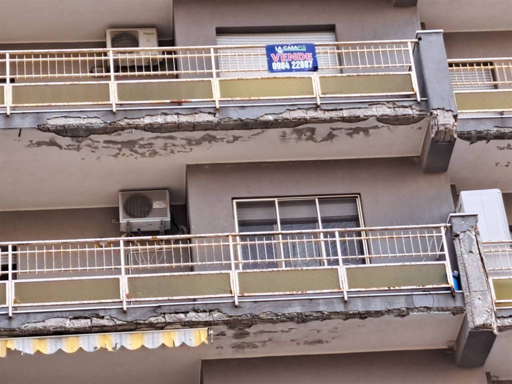 Appartamento a Crotone in Via Bellini - Foto 2