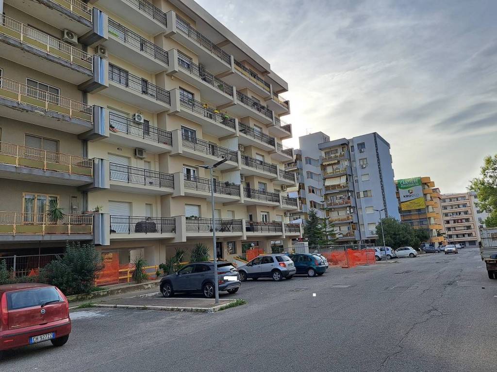 Appartamento a Crotone in Via Bellini - Foto 3