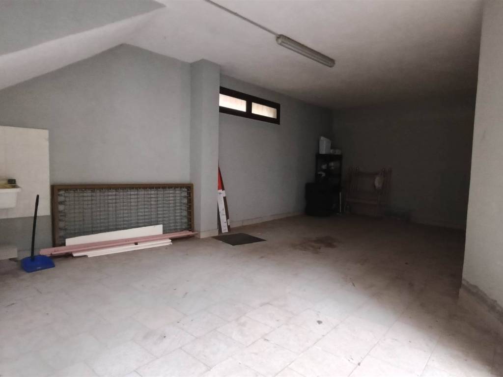 Box / garage a Avellino in via cascino - Foto 2