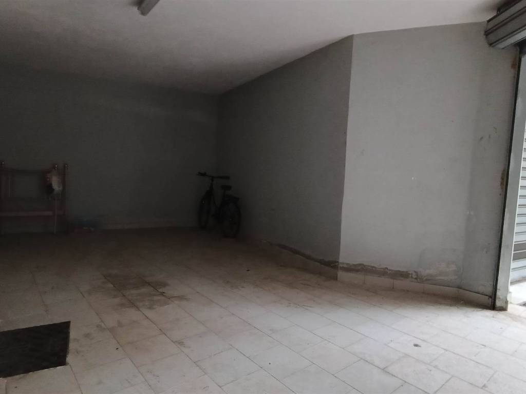 Box / garage a Avellino in via cascino - Foto 3