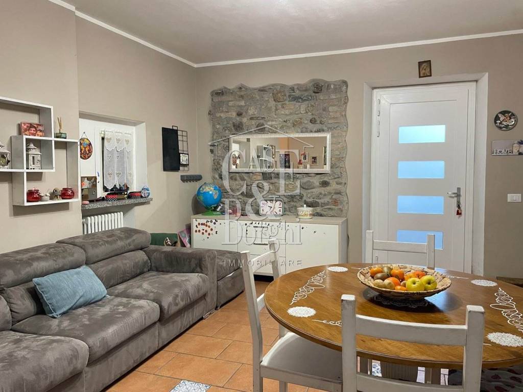 Casa indipendente a Rivanazzano terme in Corso Repubblica , 76 - Foto 2