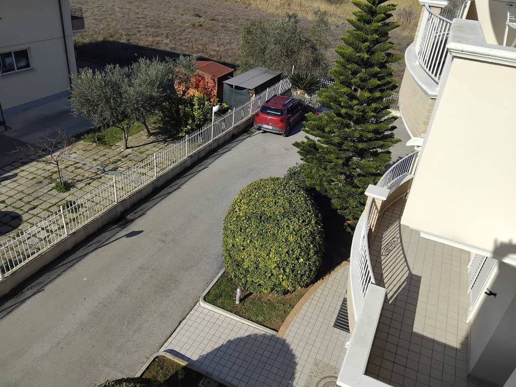 Appartamento a Alba adriatica in Via Abruzzo - Foto 2