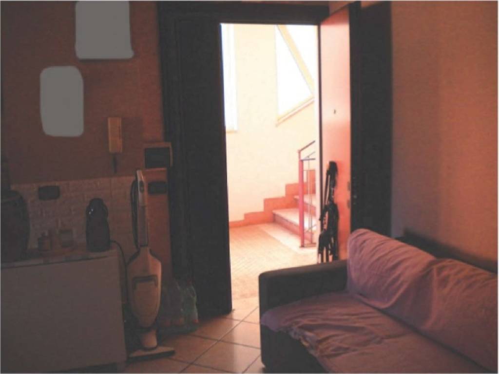 Appartamento a Pomezia in Via Zara - Foto 3