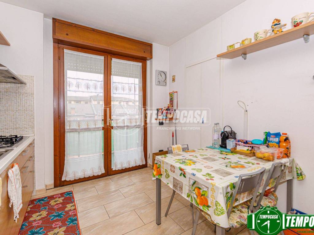Appartamento a Voghera in Via Antonio Segni - Foto 3
