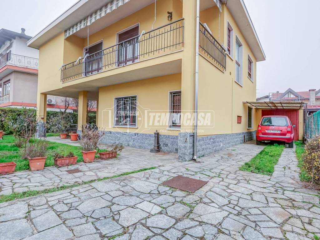 Villa a Somma lombardo in Via del Rile - Foto 2