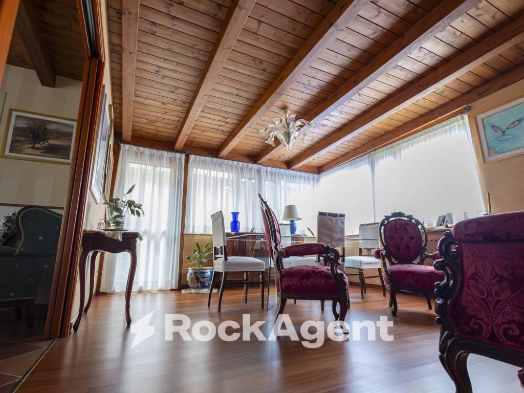 Appartamento a Catanzaro in Viale Tommaso Campanella, 90 - Foto 5