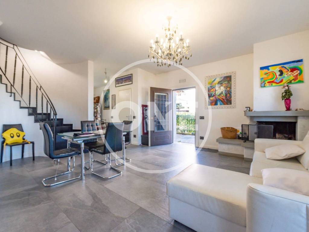 Villa a Monte compatri in Via Alfredo Serranti, 40 - Foto 2