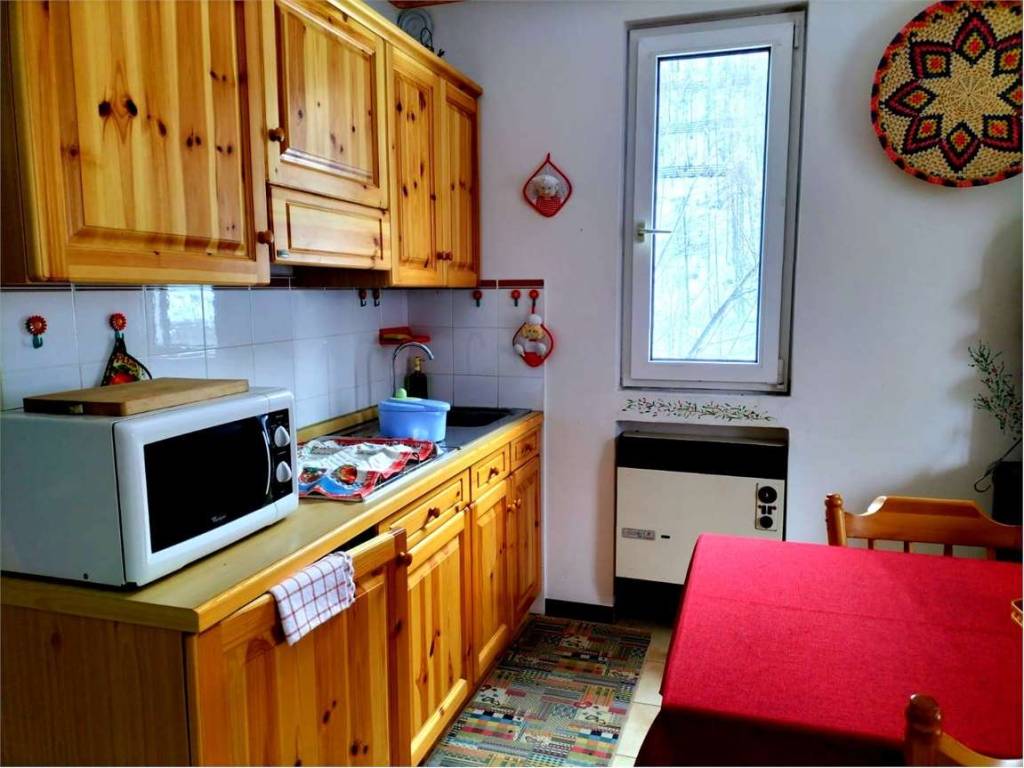 Appartamento a Mendatica in Via Della Chiesa - Foto 2