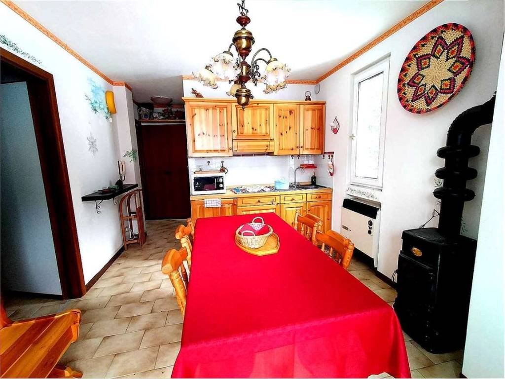 Appartamento a Mendatica in Via Della Chiesa - Foto 5