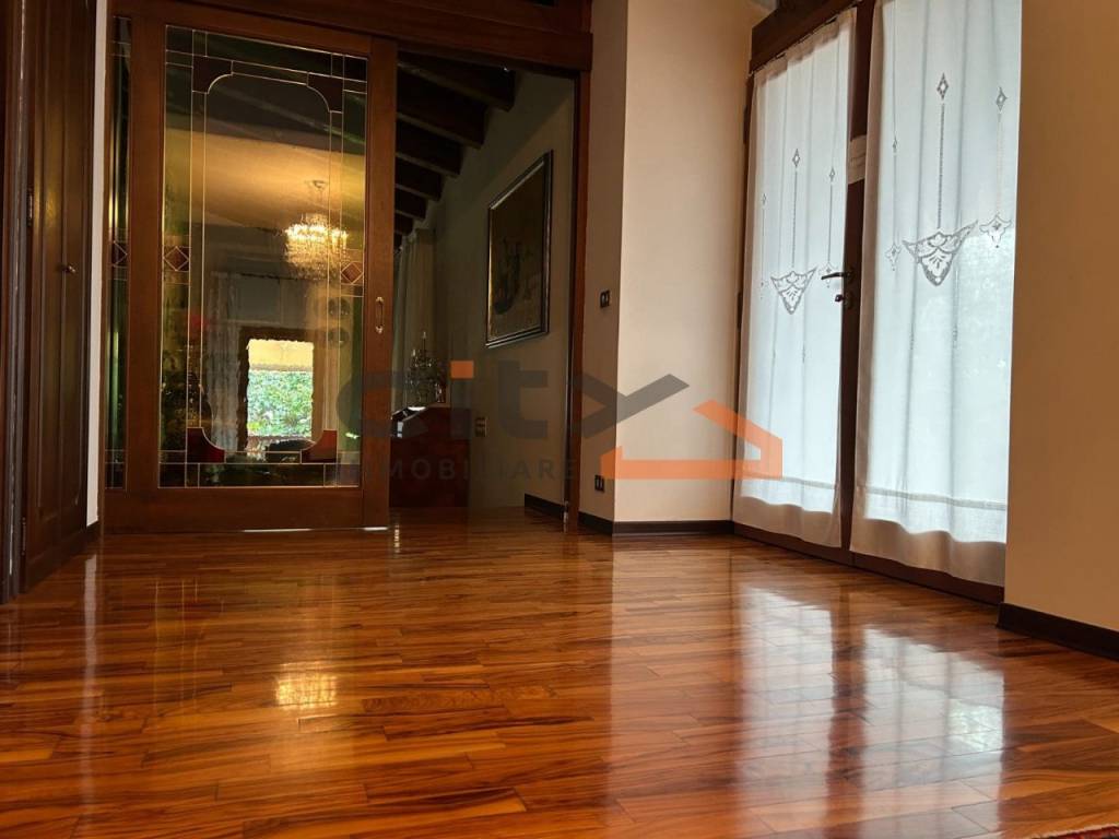 Casa indipendente a Pove del grappa in via Alte - Foto 4