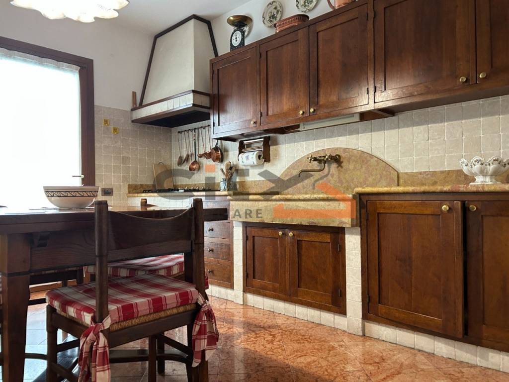 Casa indipendente a Pove del grappa in via Alte - Foto 5