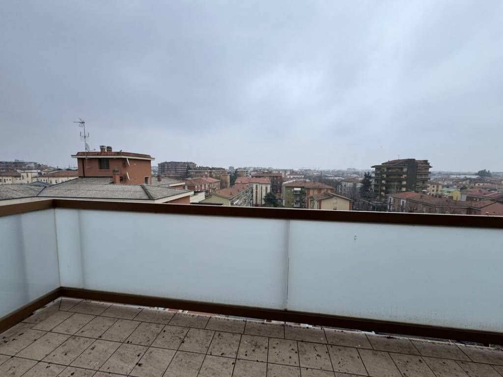 Attico / mansarda a Piacenza in Via Pietro Cella - Foto 5