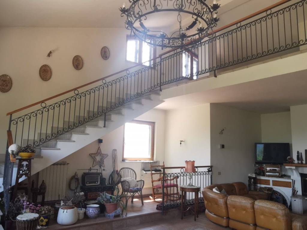 Villa a Montopoli di sabina in Via Caprareccia - Foto 2