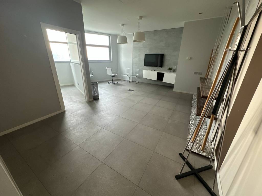 Immobile a Cernusco sul naviglio in Via Mazzini - Foto 2