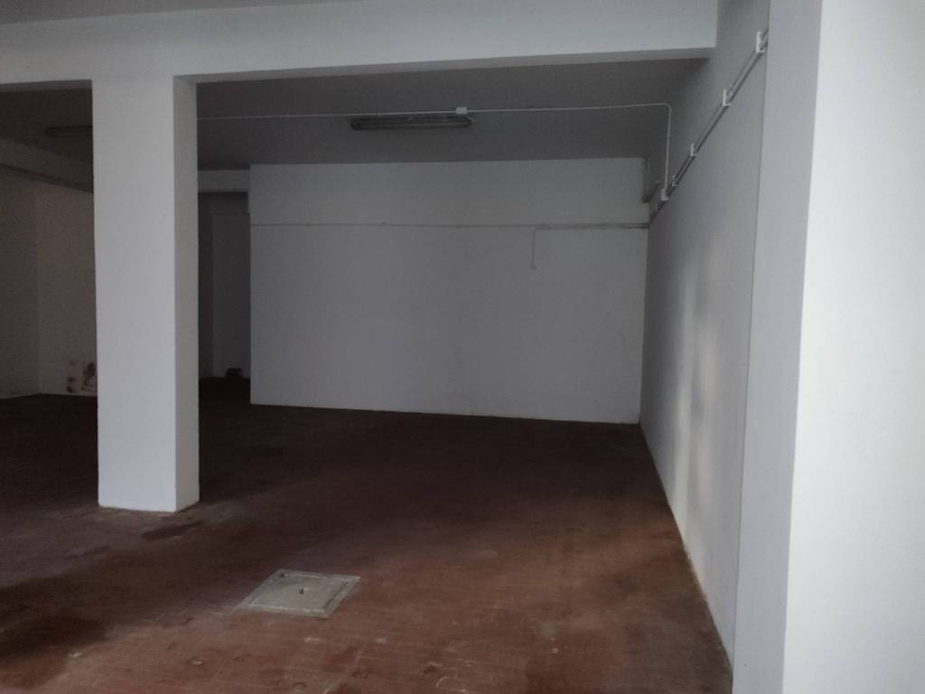 Box / garage a Guidonia montecelio in Via Monte Bianco, 100 - Foto 2