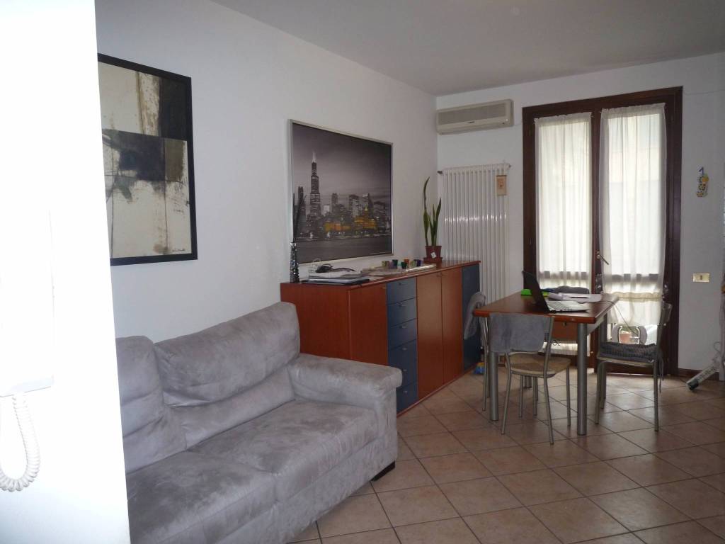 Appartamento a Rovigo in Via Alberto Mario - Foto 2