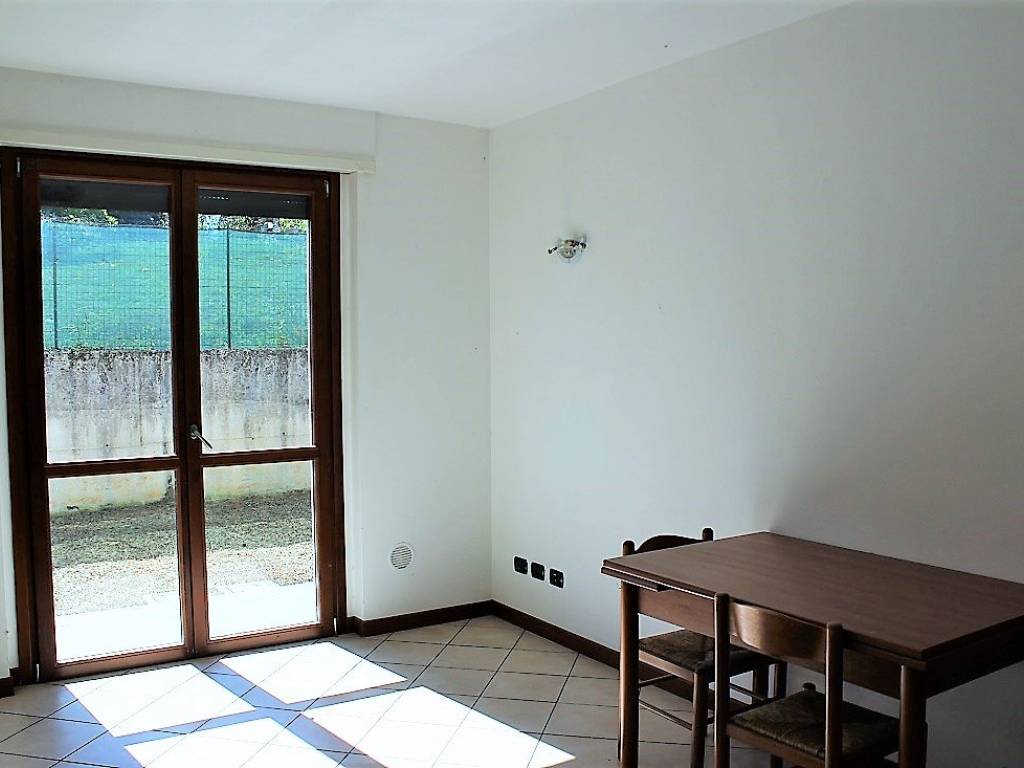 Appartamento a Cantù in Via Corinto - Foto 5