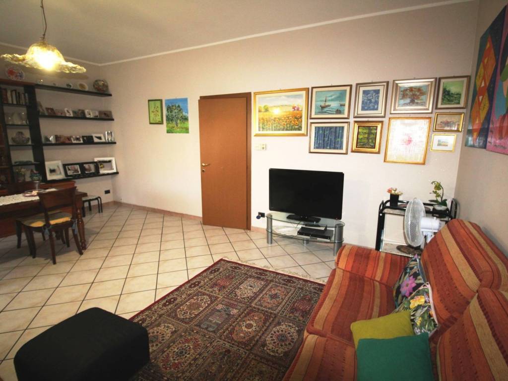 Appartamento a Cermenate in Via Armando Diaz - Foto 4