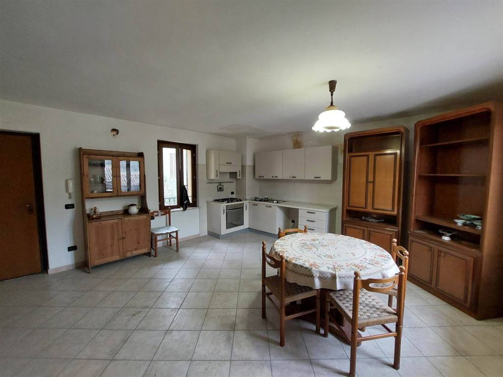 Appartamento a Nocera umbra in Frazione Nocera Scalo, 132 - Foto 5