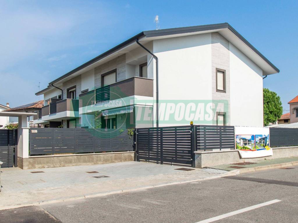 Villa a Uboldo in Via Don Coppi, 35 - Foto 1
